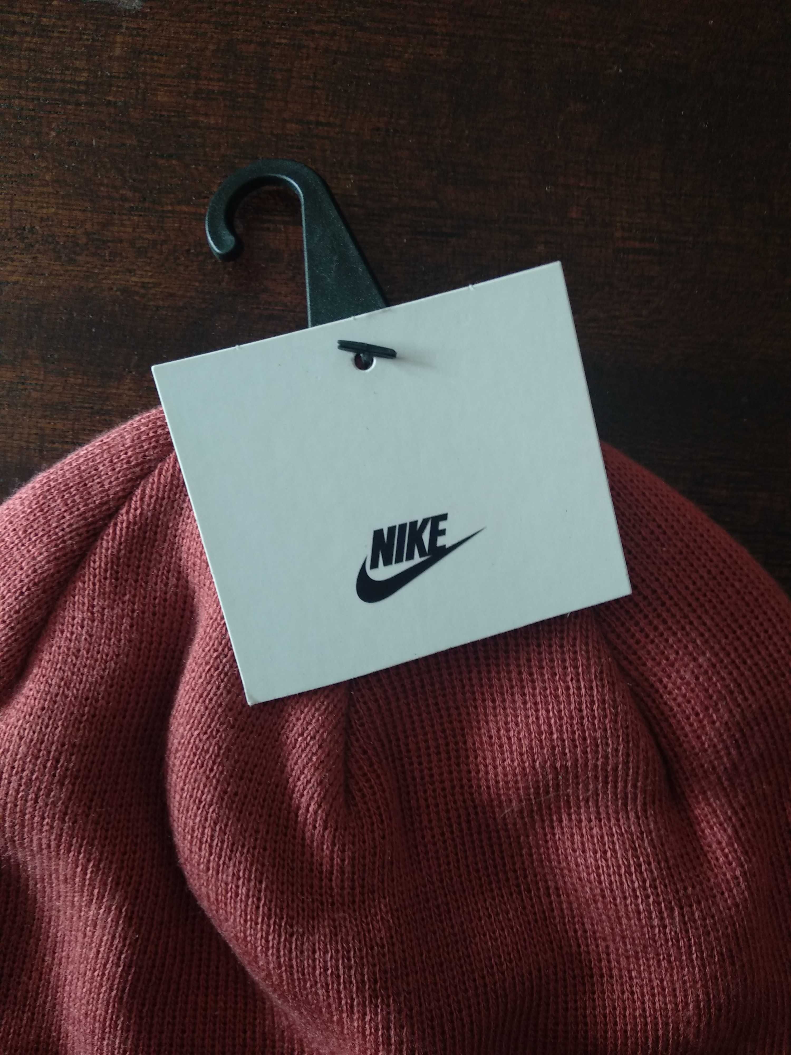 Gorro Bordeaux Nike Novo c/ Etiqueta