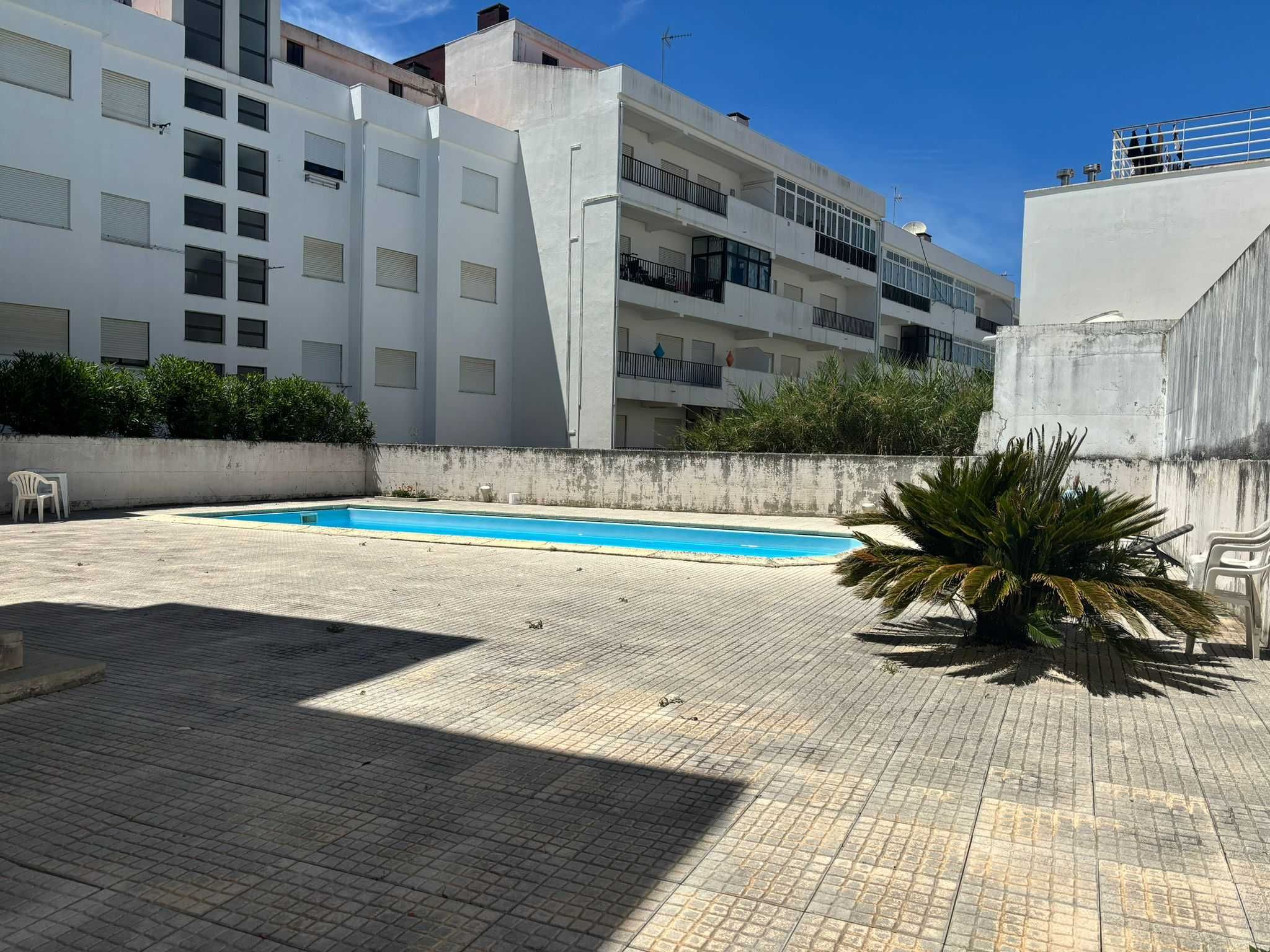 Apartamento com piscina para férias