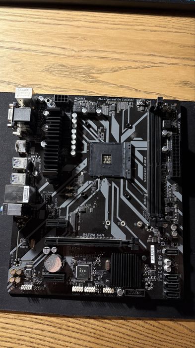 Маткринская плата Gigabyte b450m S2H