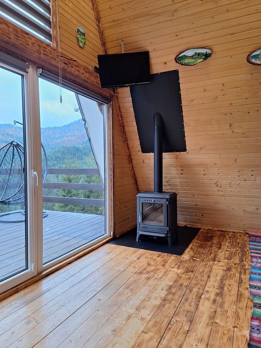 Житло в Карпатах. ' Ніч в Карпатах'