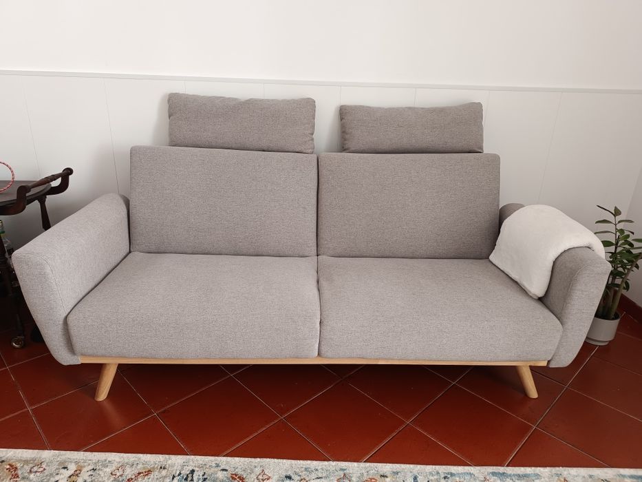 Sofá cama cinzento