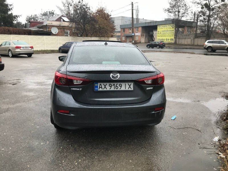 Продам свою Mazda 3 BM touring седан з Америки, 80тис км.