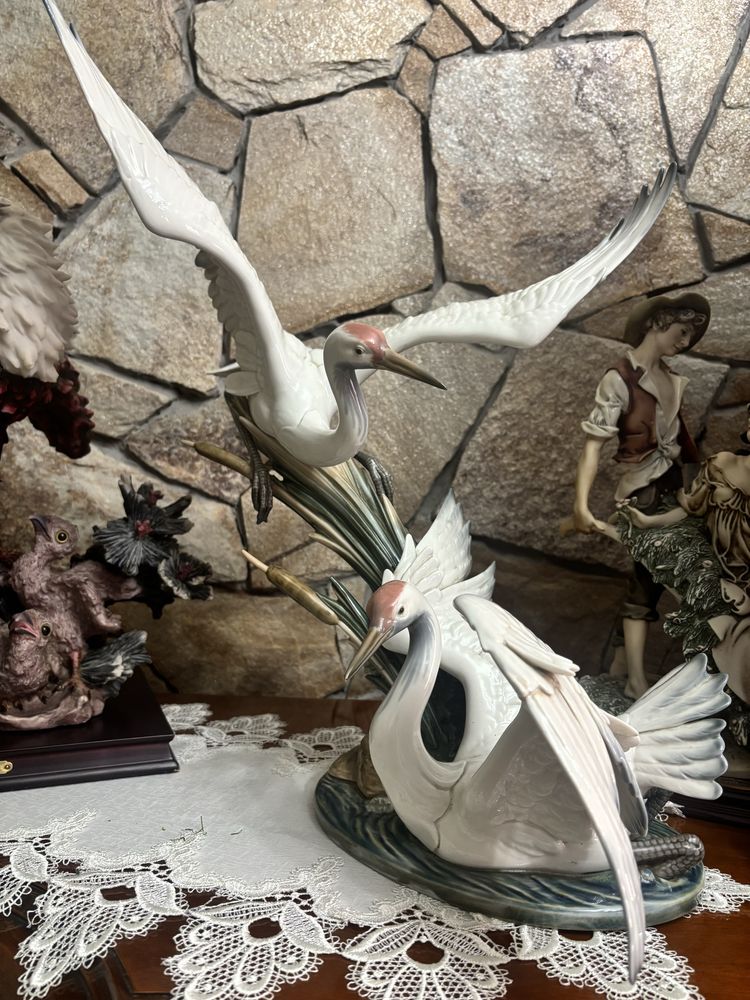 Porcelanowa figurka czapli
