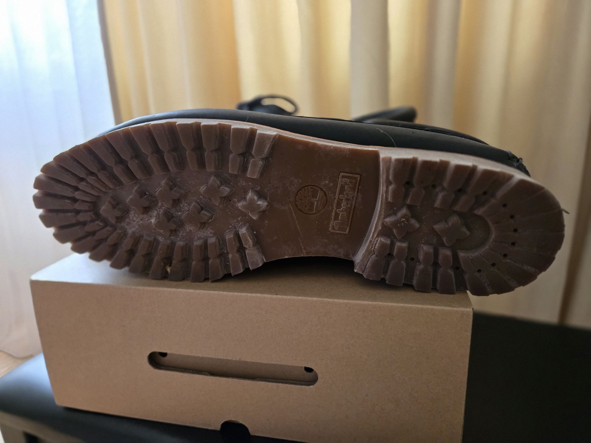 Продам чоловічі топсайдери Timberland 48