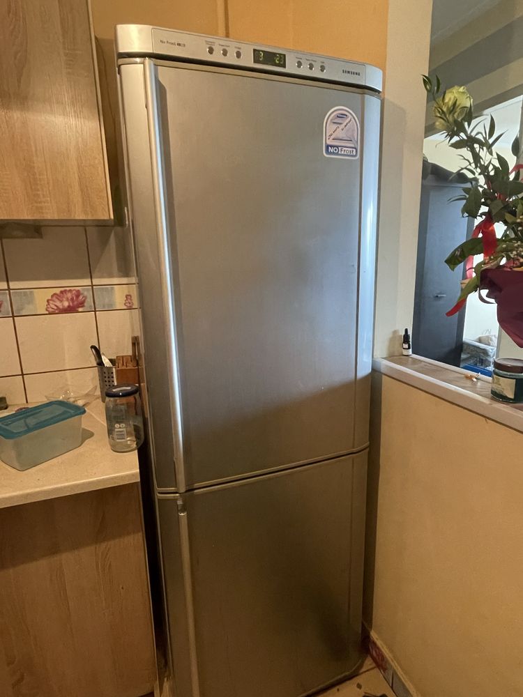 Sprzedam lodowke Samsung NO FROST