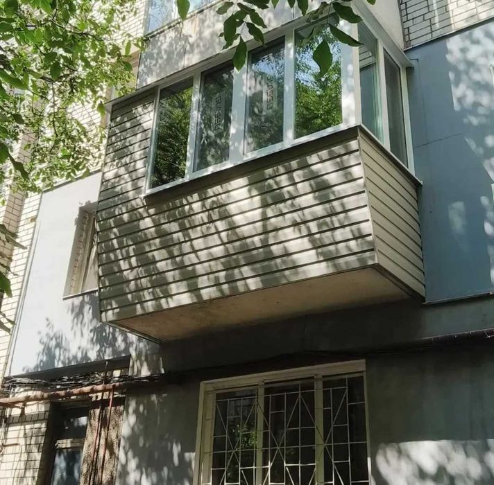 Обшивка балкона Київ Голосіївський район Внутрішня Зовнішня ДЗВОНІТЬ
