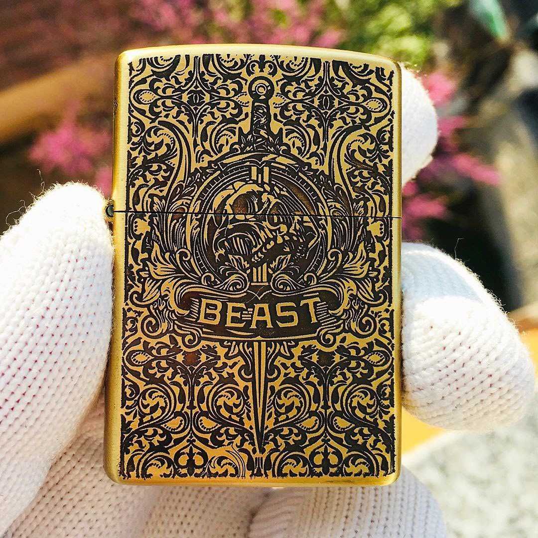 Запальничка Zippo Beast Gold бензинова нова в коробці