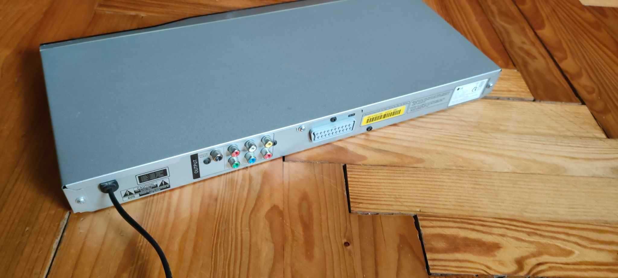 Odtwarzacz DVD LG DVX276