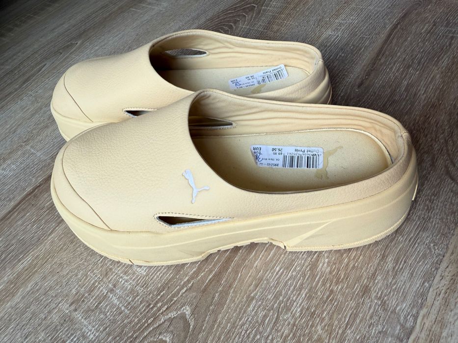 Nowe kapcie damskie Puma