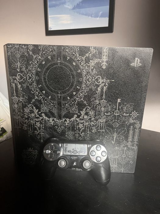 Playstation 4 Pro - Edição Kingdom Hearts