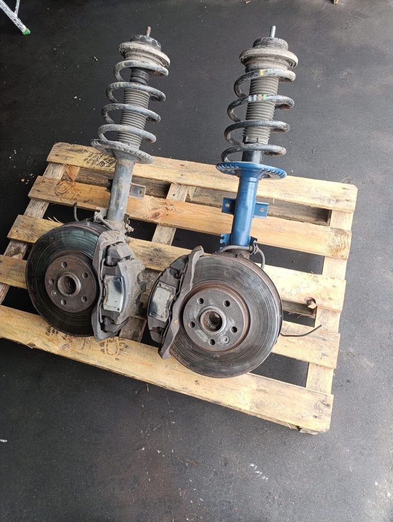 Tarcze 330 zaciski BiTDI CFCA zwrotnice kompletne VW t5 t6