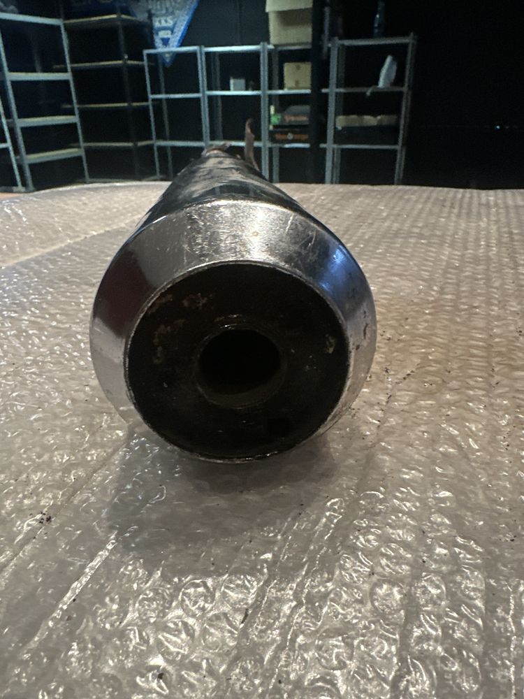 YAMAHA XS400C XS250C XS400 XS250 3N6-14711 Wydech Tłumik V137