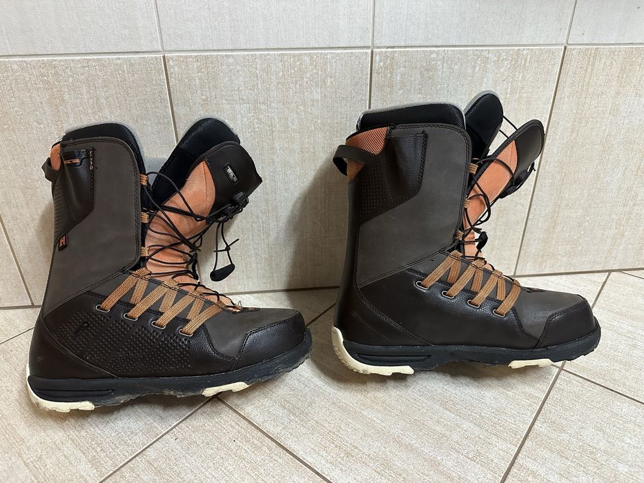 Сноубордичні боти Nitro Snowboard Boots Size 9 Thunder TLS 862