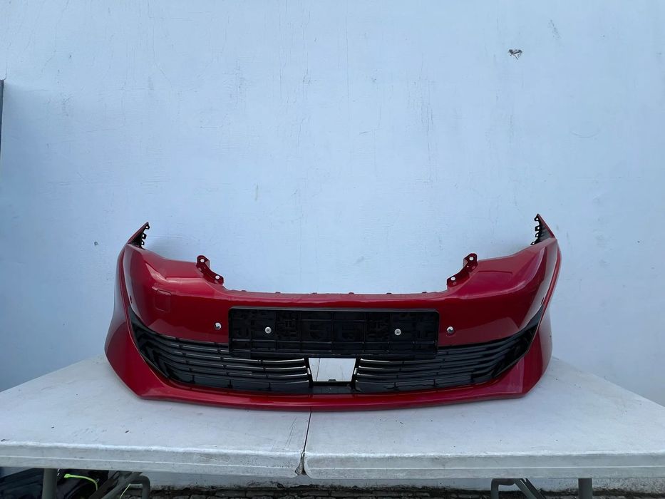 Zderzak przedni Peugeot 508 II 2 6X PDC