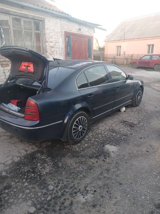 Авто в хорошому стані.