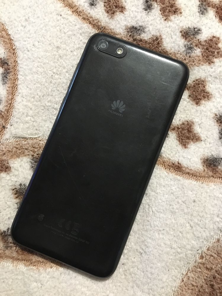 Продам смартфон Huawei Y5 2018