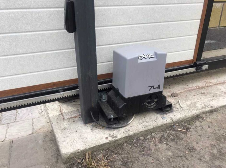 Автоматика для розпашних воріт / Автоматика для відктних воріт ВИГІДНО