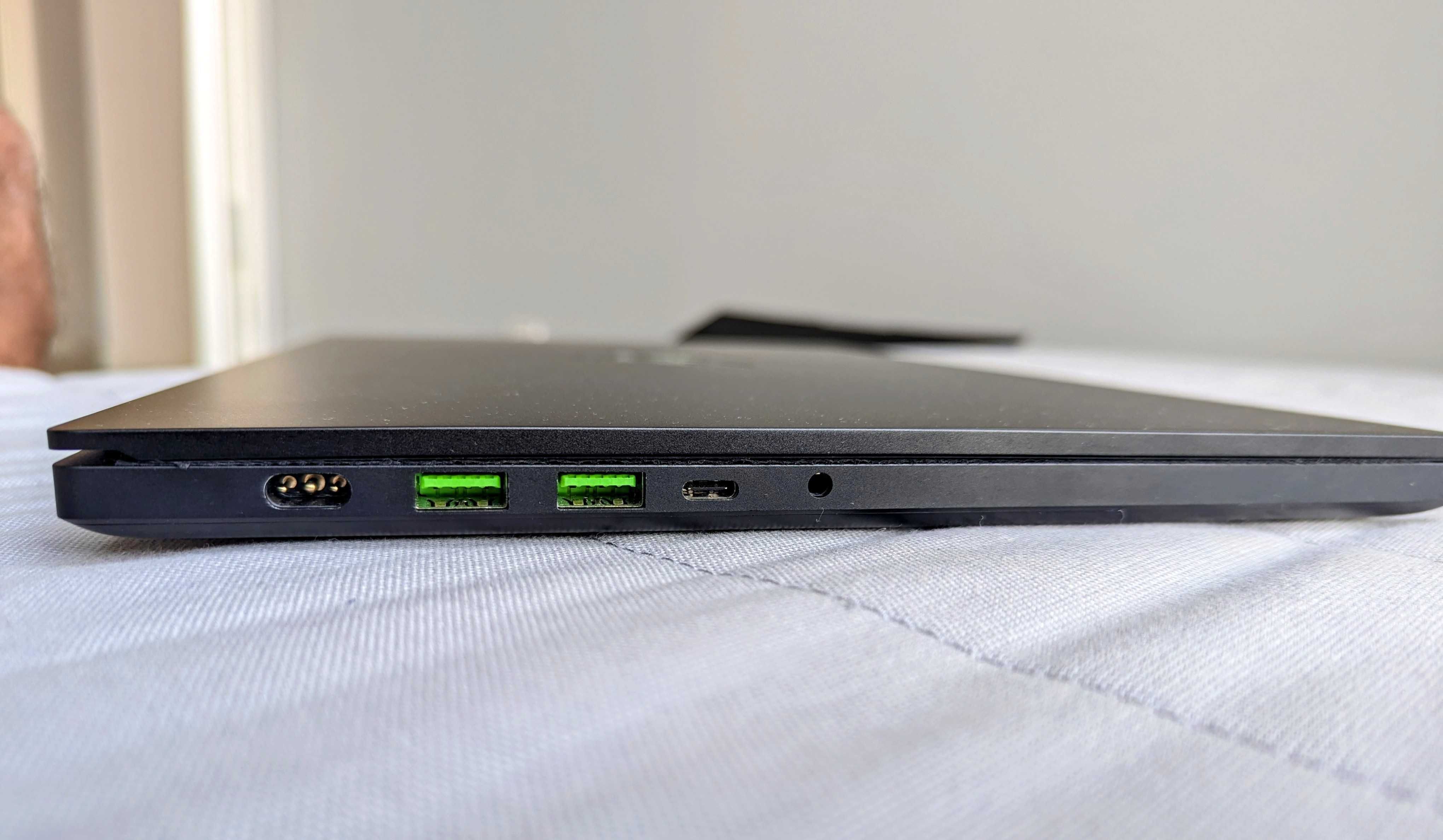 Laptop Razer Blade 15 Advanced i7-11800H 32GB RTX3070 1TB