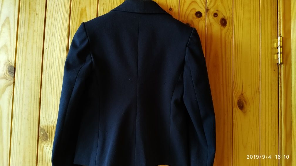 Школьный пиджак . Милана. Разм. 116 см