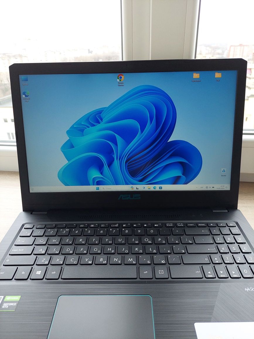 Ноутбук Asus M570DD-DM001 (ідеальний стан)
