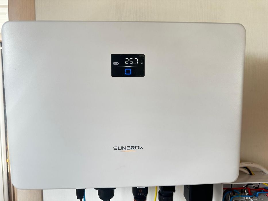 Гібридний високовольтний  інвертор Sungrow ( не Deye) 6 кВт