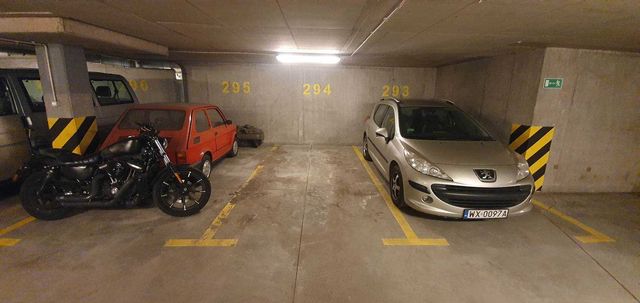 Sprzedam miejsce parkingowe w garażu podziemnym Warszawa Gocław