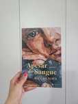 Vendo livro "Apesar do Sangue"