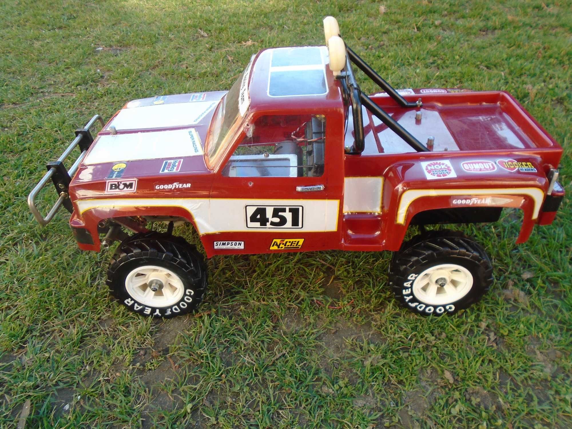 KYOSHO Chevy  Pick Up 4x4 1:10 Vintage Nitro Model RC  Trial