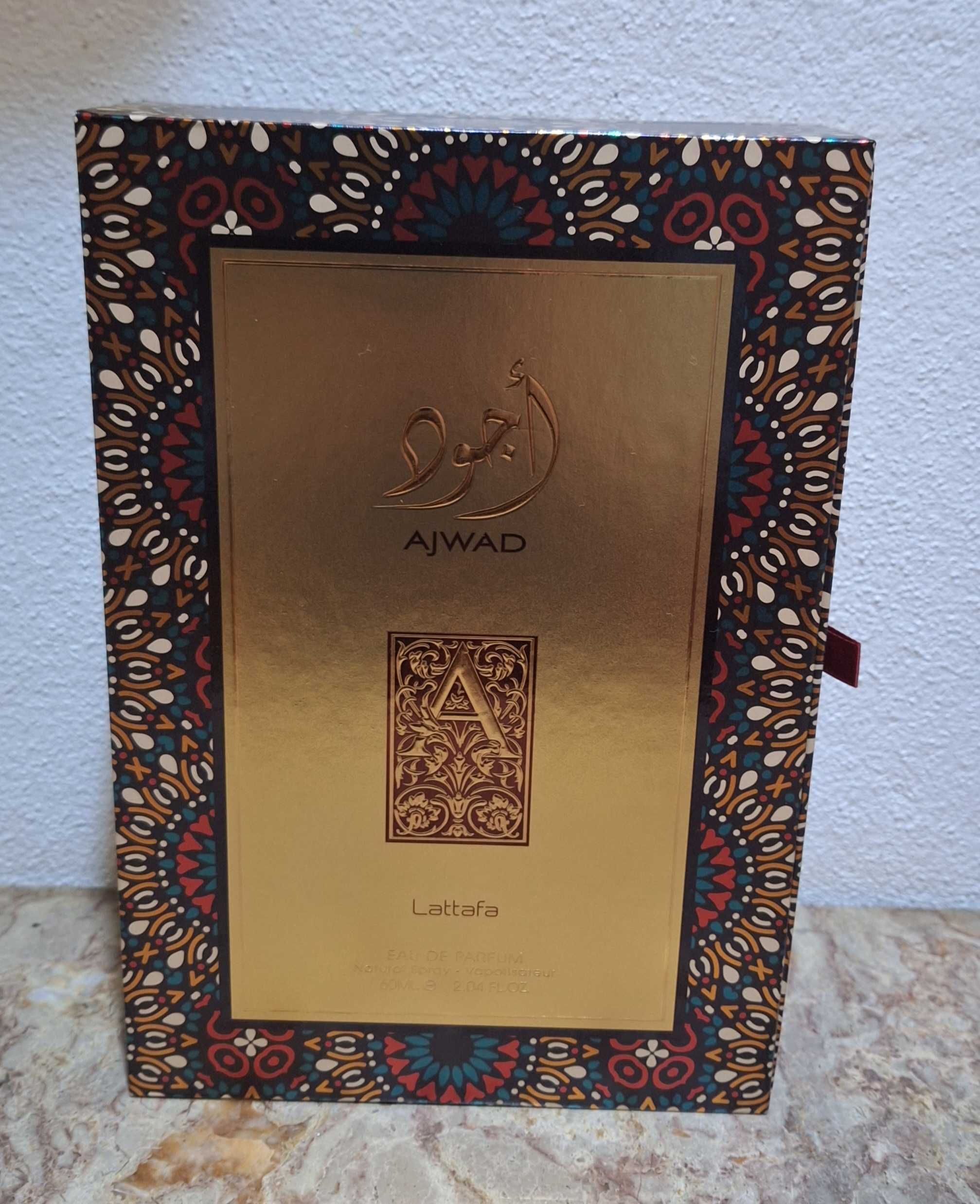Perfume árabe Lattafa Ajwad Novo