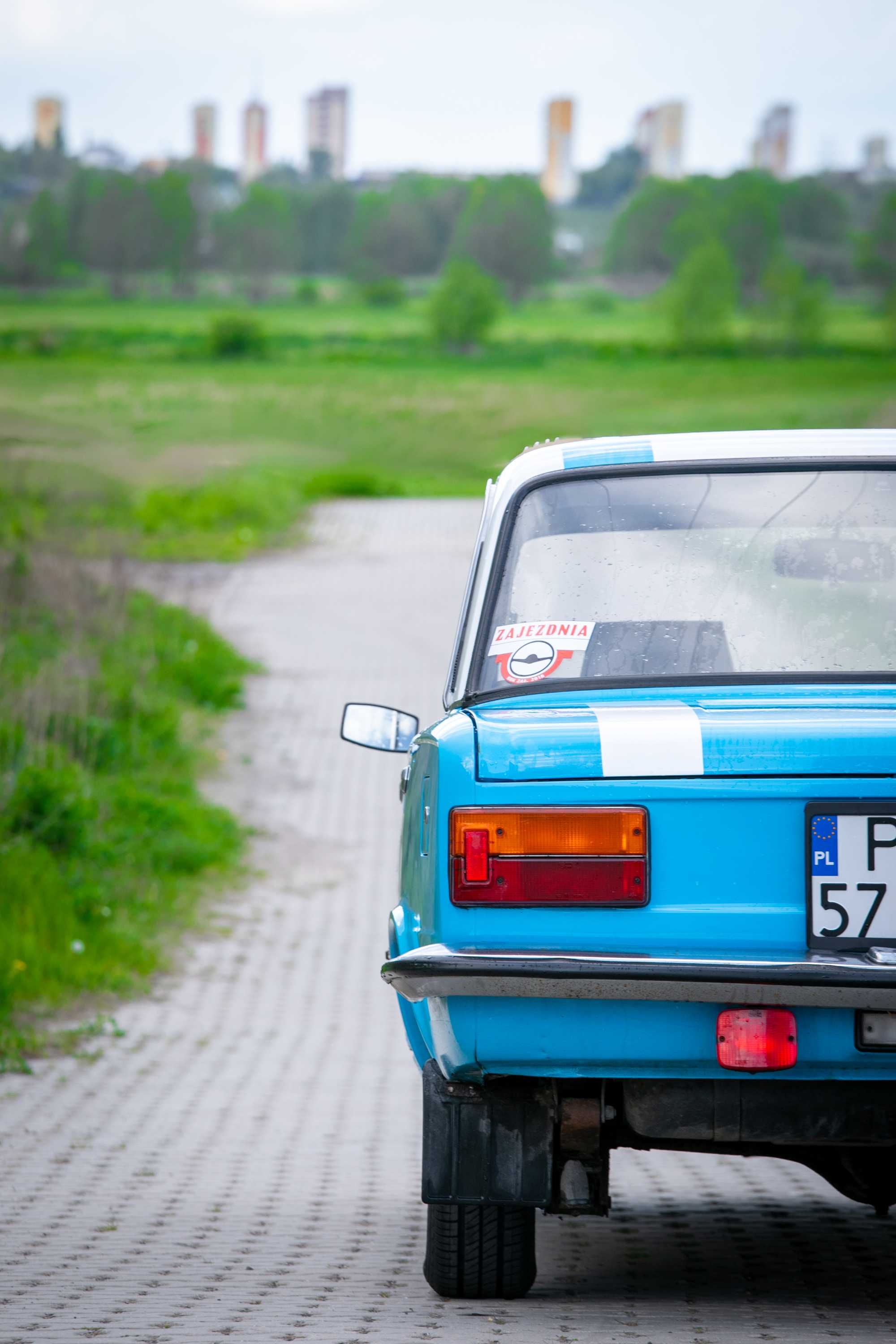 Fiat 125p auto do ŚLUBU Błękitny Retro Klasyk