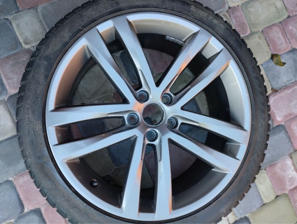 Диски r19 R line Passat B8