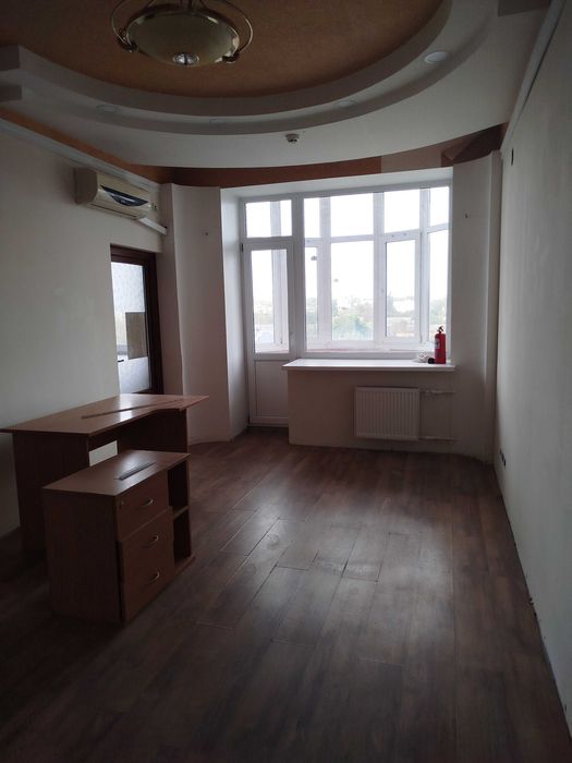 Оренда офісу 160 м2 у центрі міста з укриттям