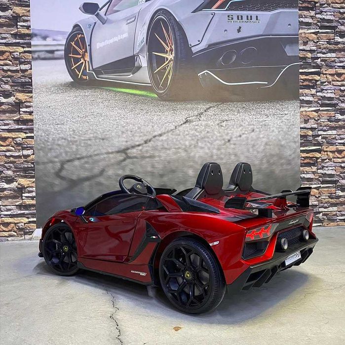 Lamborghini SVJ z funkcją DRIFT auto na akumulator SX2028 czerwony