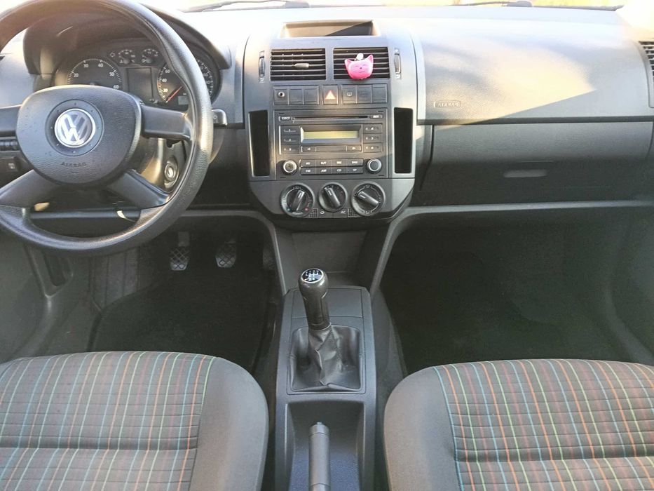 Sprzedam VW Polo  2005r , 1,2 benzyna z gazem , niski przebieg