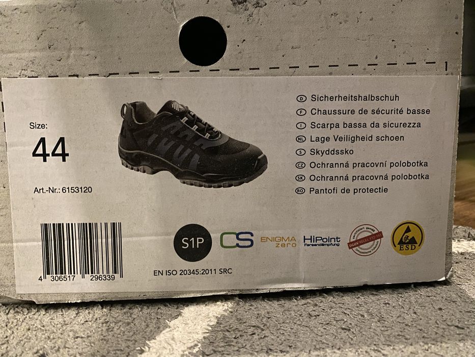 Buty robocze z blachą
