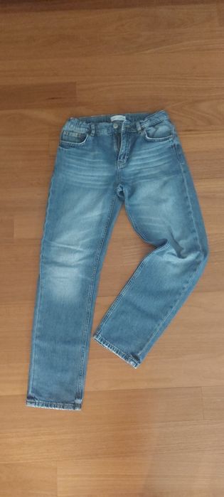 Calças jeans como novas