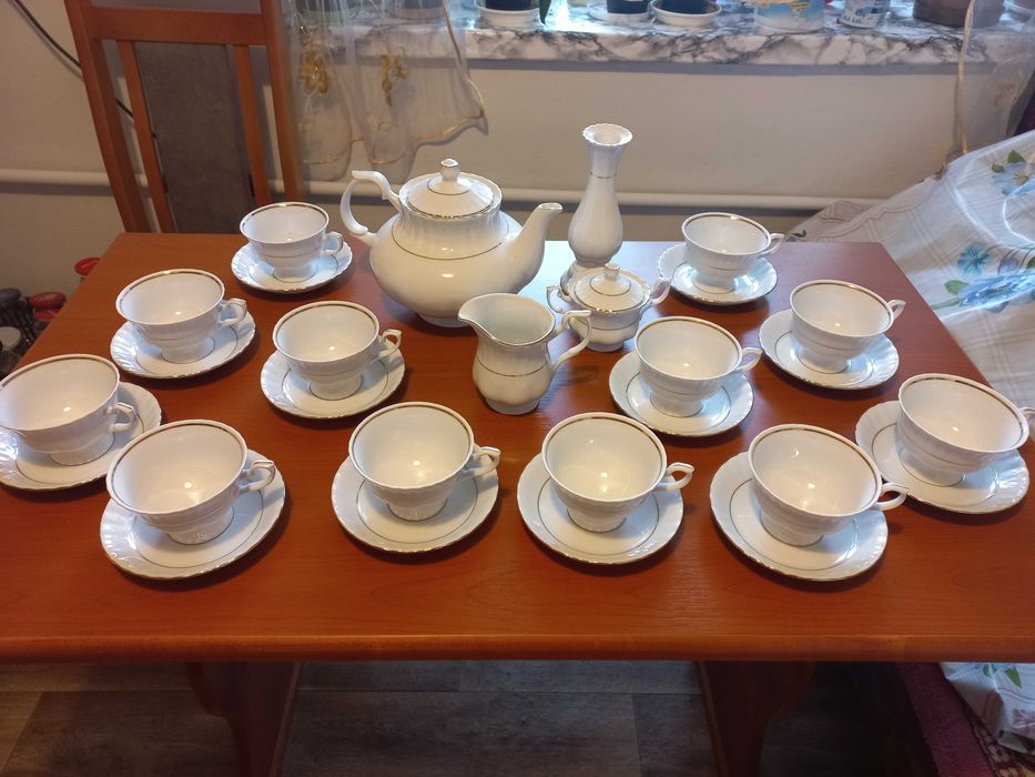 Porcelana Chodzież Iwona Złota Linia 28el. Zastawa kawowa Prezent Ślub