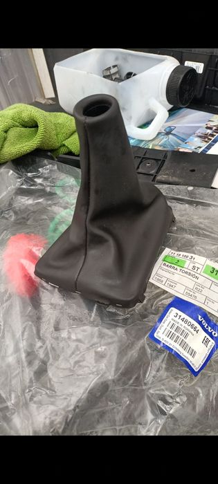 Vendo material volvo S40 e v40