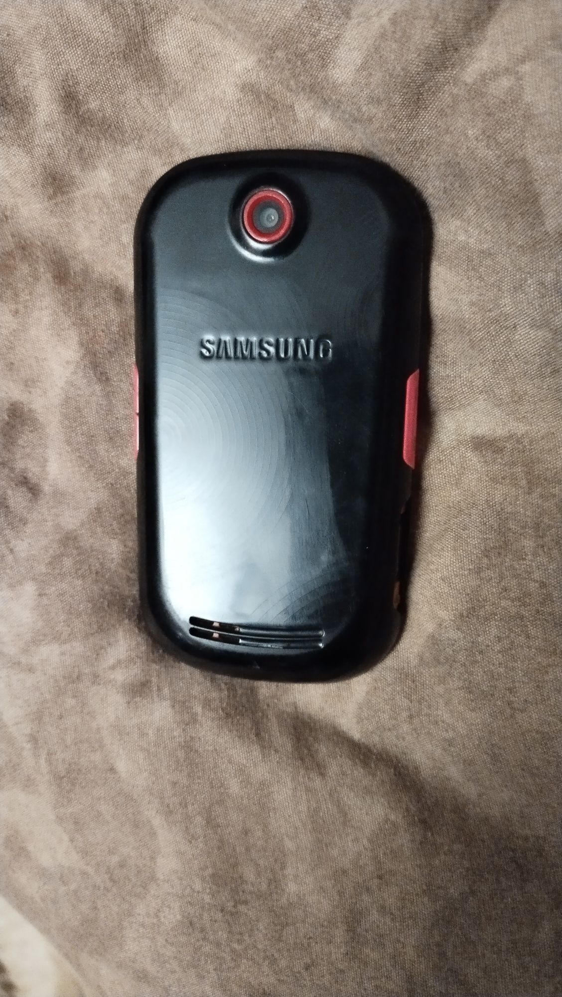 Мобилка Samsung CT-S3650 в отличном состоянии.