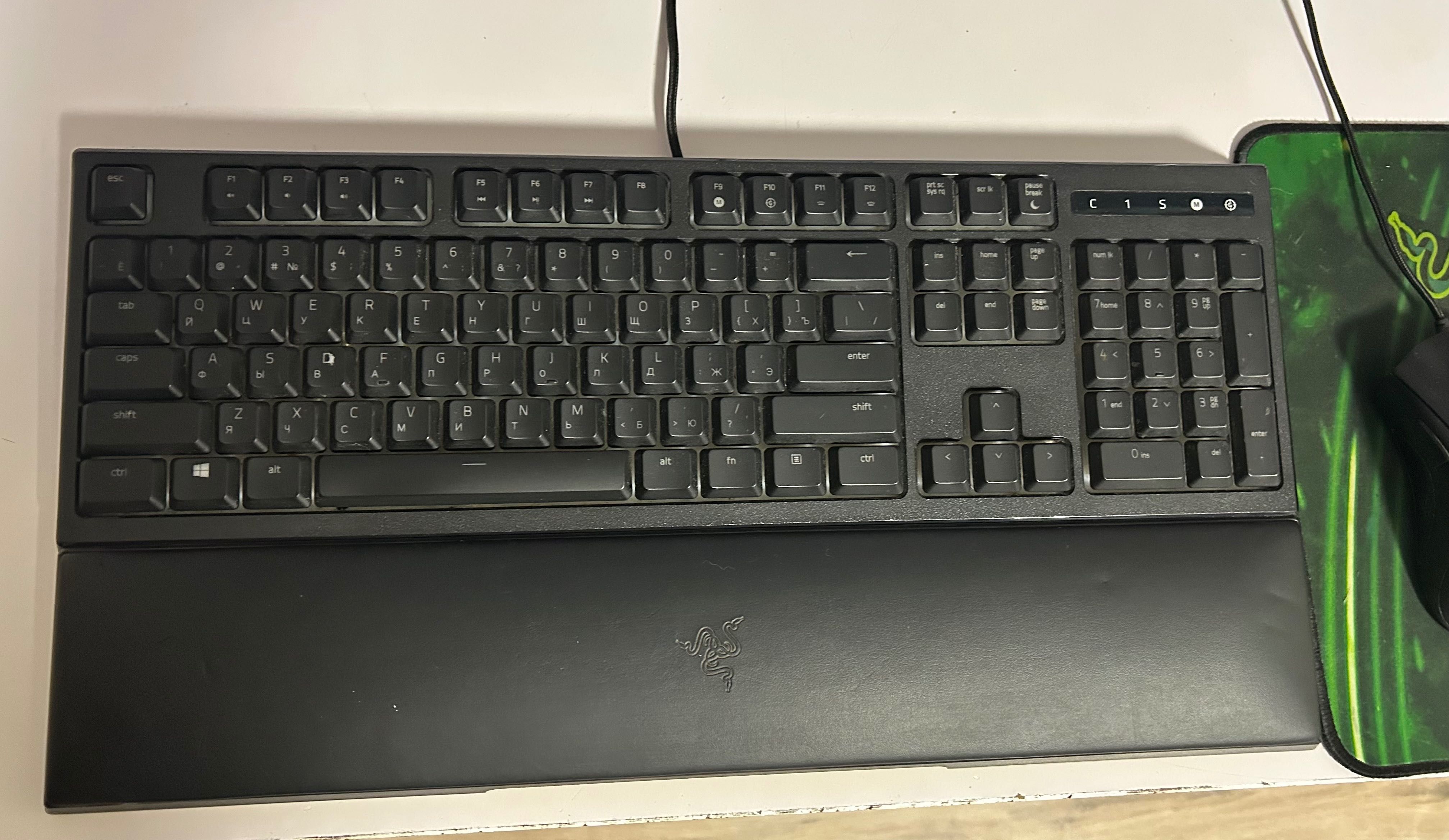 Клавіатура, миша та коврик Razer Ornata Chroma + Razer Deathadder