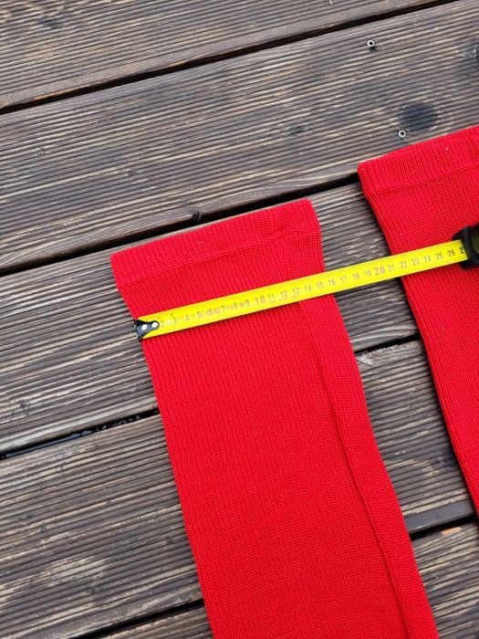 Getry hokejowe czerwone 60 cm