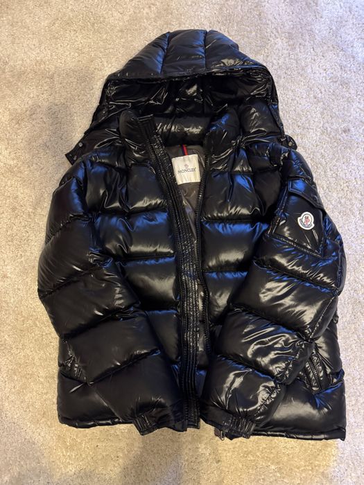 Kurtka moncler maya