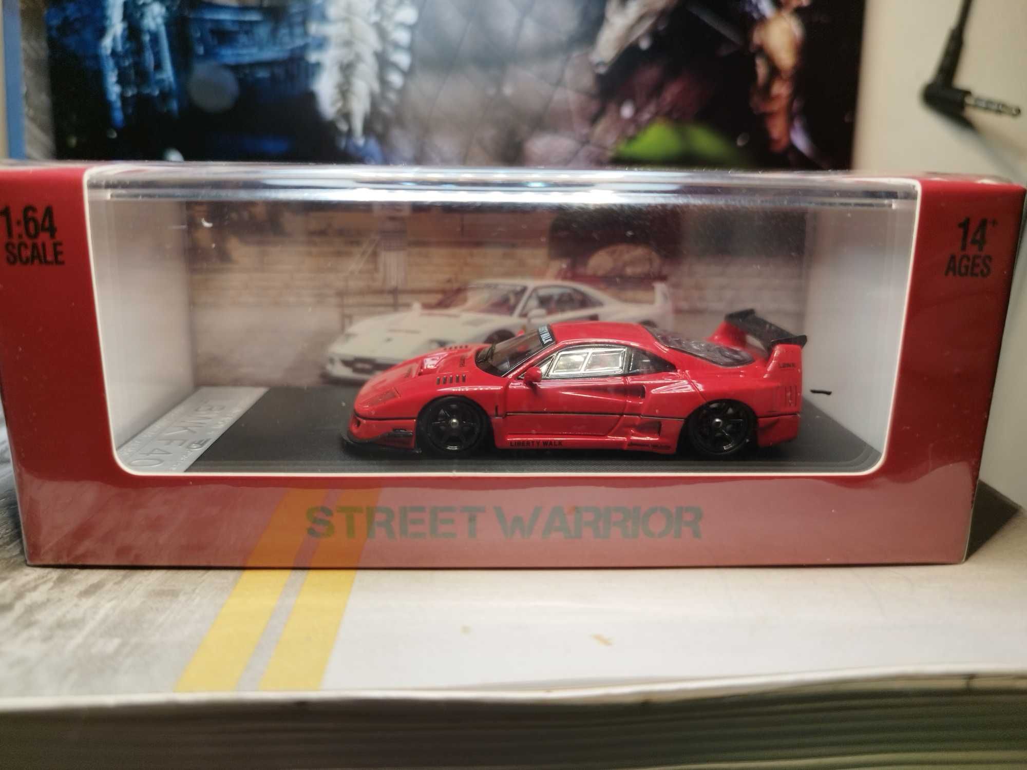Model Ferrari F40 LWBK 1:64 od firmy Street Warrior