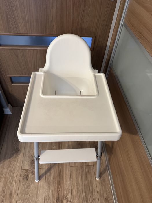 Krzesełko antilop ikea z podnóżkiem i tacką