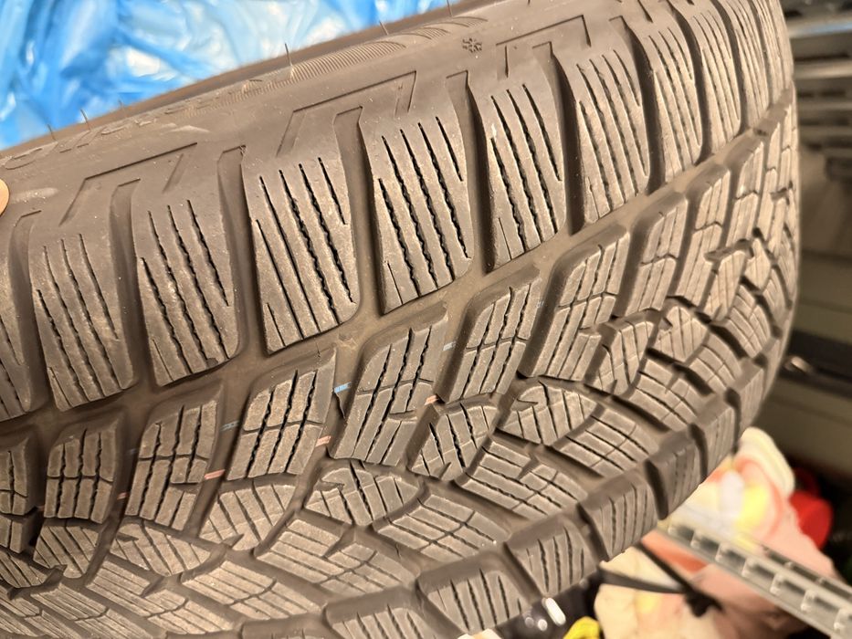 Fulda Kristall Control HP2 245/45 R18 jak nowe, tylko 3 000 km!