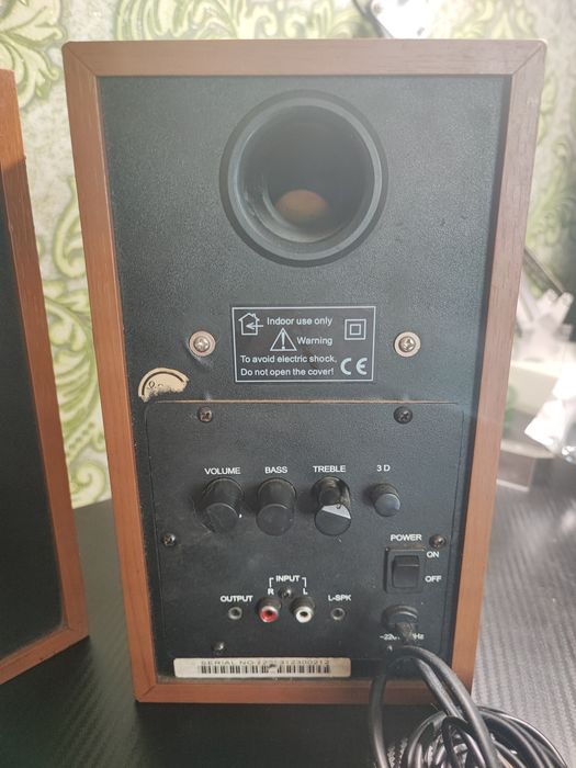 Деревянные колонки Microlab 2.0 | Отличный звук, Bass/Treble