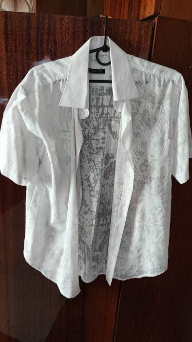 Продам мужские летние рубашки и футболки