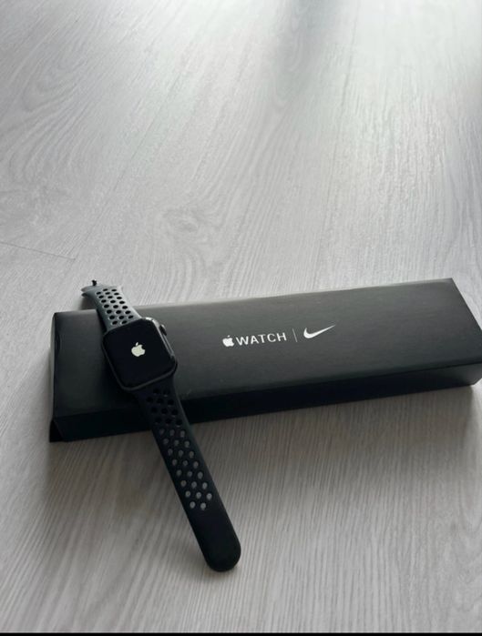 Apple Watch series 6 Nike Sports