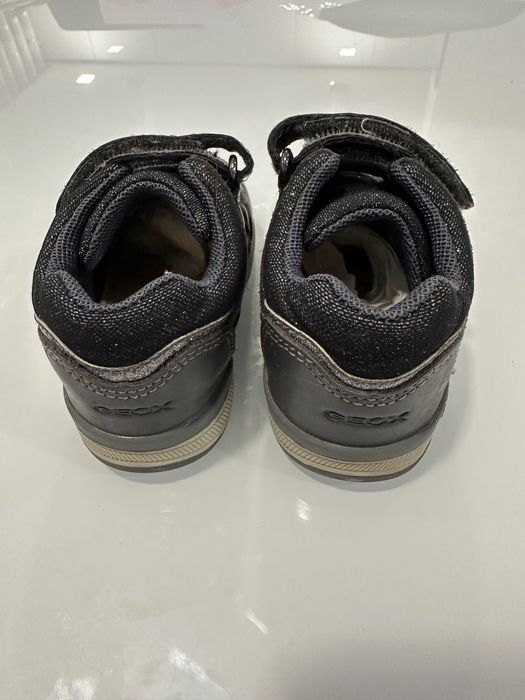 Sapatilhas Geox como novas (19)