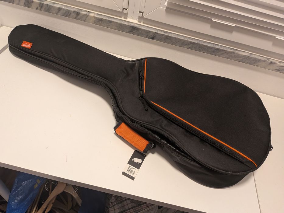 NOVA Capa de guitarra clássica Ashton ARM1200C
